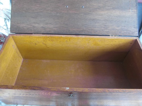Solid oak vintage chest - , with