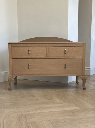 Vintage queen anne style - queen,