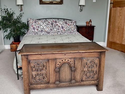 Antique solid oak - antique, chest