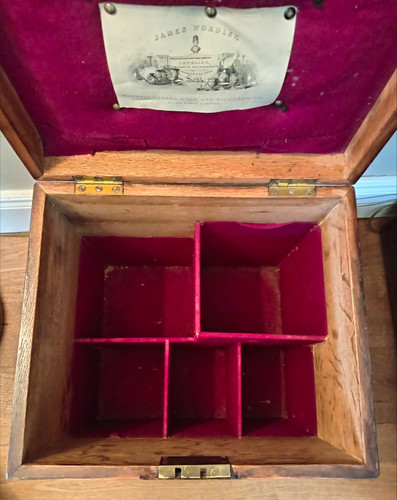 Antique oak chest - 4, lined