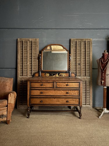 Chinoiserie dressing chest - chinoiserie,