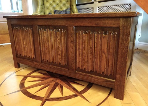 Antique style oak three - antique,