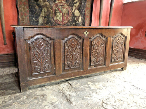Antique original hand carved - original,
