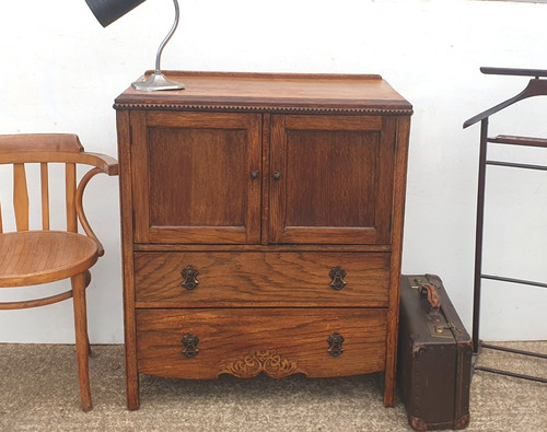 Oak arts and crafts art - an,