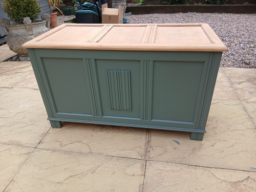 Part painted oak - part,
