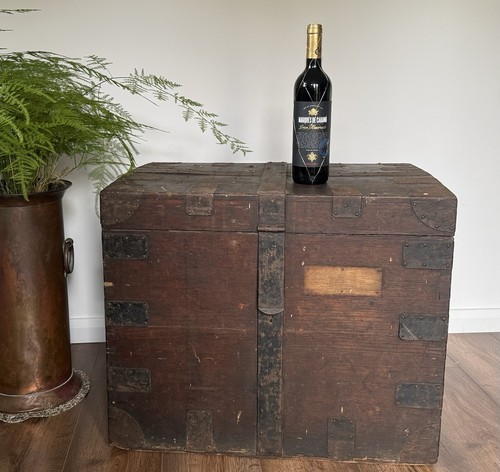 Antique oak trunk metal - trunk,